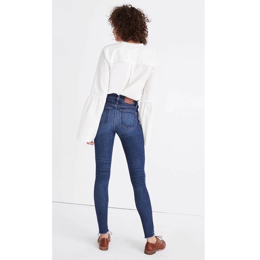 $135 Madewell Dark Wash 9" High Rise Skinny Jeans Destructed Edition - Picture 3 of 8